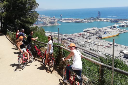 BARCELONA BY BIKE!